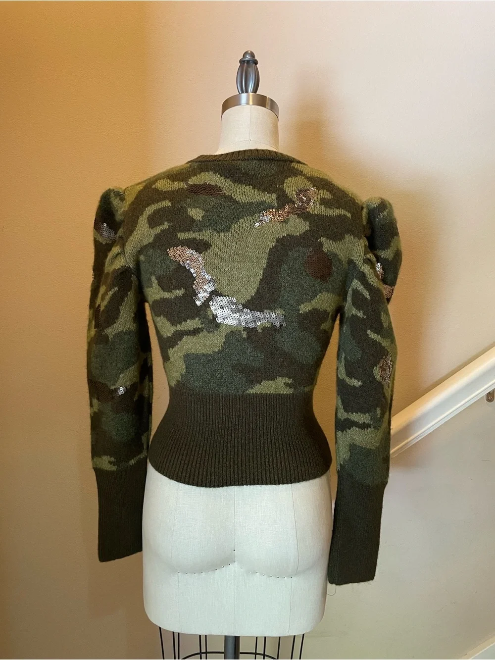 Zara Olive & Dark Green Camo Sequin Puff-Sleeve Sweater - Picture 3 of 5